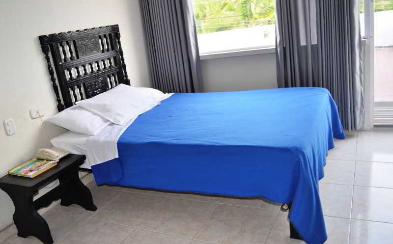 Hotel Calamo Plaza Pitalito Esterno foto